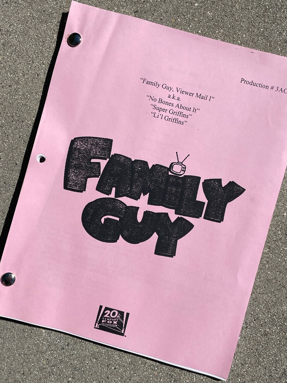 Family Guy 2001 Viewer Mail #1 Production Used Table Draft Script aka No Bones…